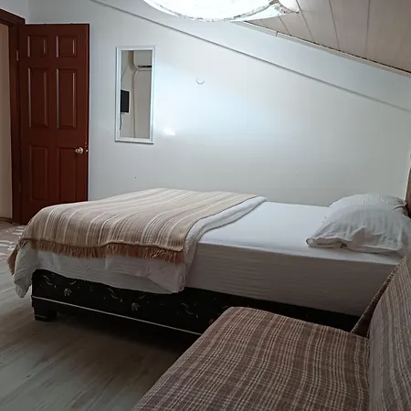 Aparthotel The City 4*